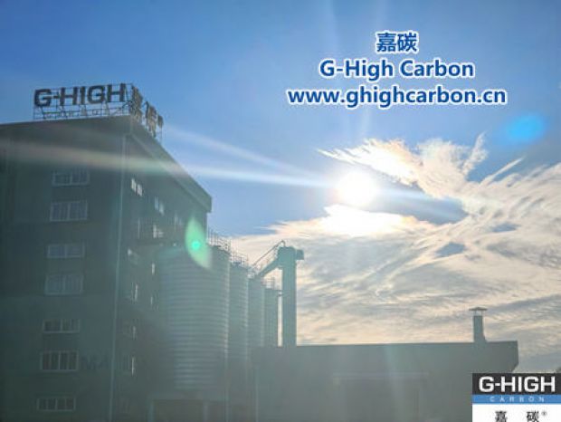 下班時(shí)分，天空上演白云盛宴，員工紛紛記錄美好時(shí)刻。