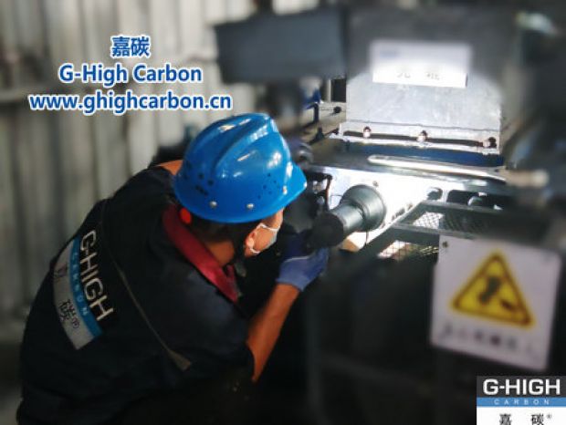 那束照亮機械的光